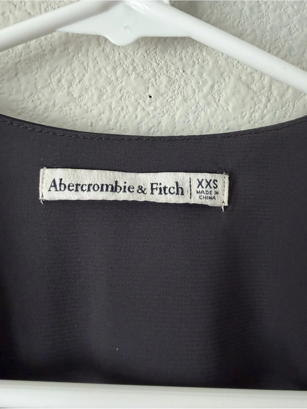 Abercrombie & Fitch Satin Plunge V-Neck Blouse Smoked Waist Puff Sleeve Top XXS
